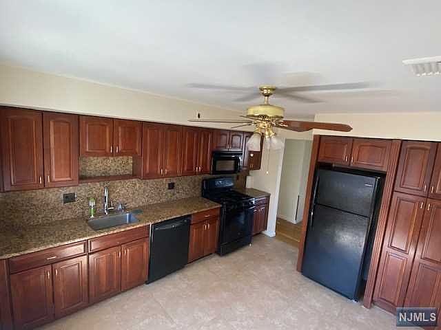 1st image of 1522 8th St Floor 2