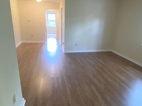 4th image of 824 S Arlington Mill Dr #1-302