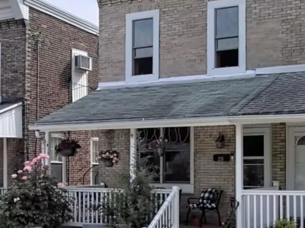 210 Market St, Marcus Hook, PA 19061