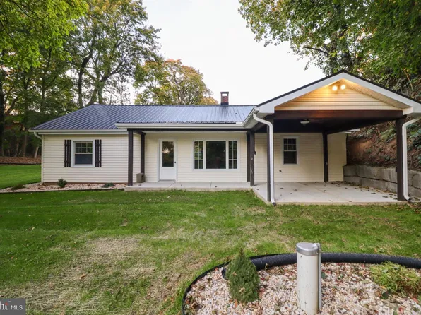 831 N 8th Ave, Lebanon, PA 17046