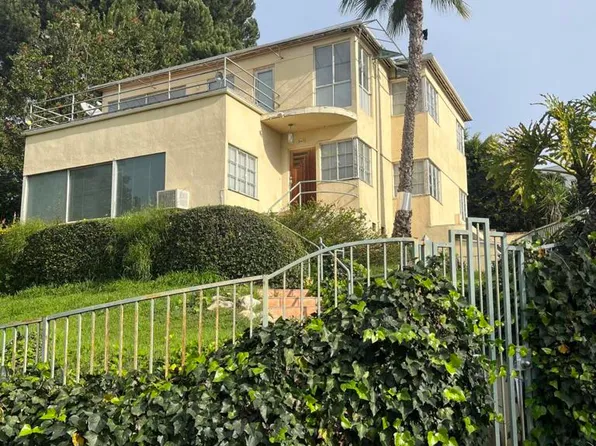 3863 Franklin Ave, Los Angeles, CA 90027