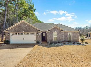 5101 Rolling Meadows Dr, Milan, TN 38358