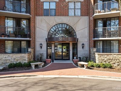 511 Aurora Ave UNIT 215, Naperville, IL, 60540