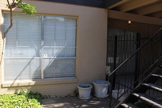 1st image of 5238 Fleetwood Oaks Ave APT 122