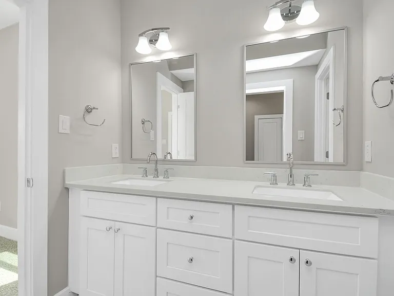 2903 Sherwood Green Ln — Photo 17