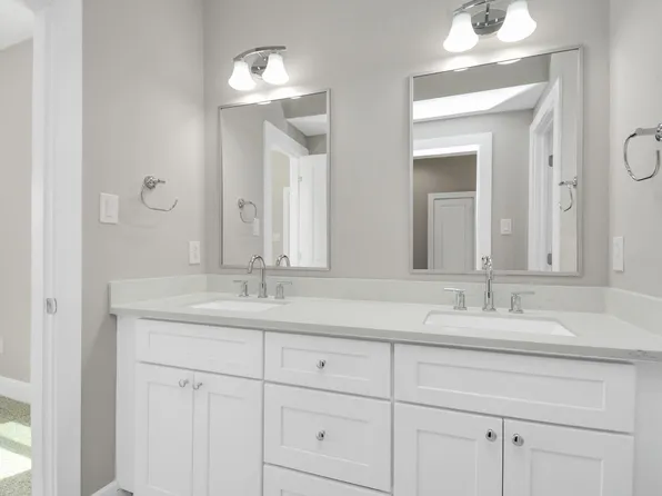 2903 Sherwood Green Ln, Houston, TX 77092