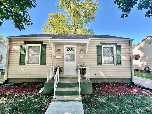 217 Haller Ave, East Alton, IL 62024