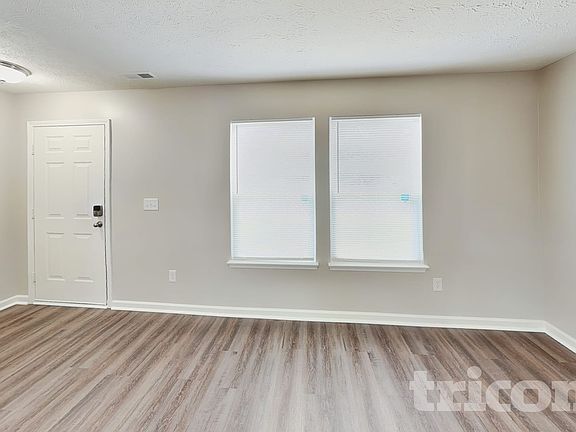 2nd image of 2530 Calabash Dr