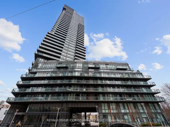 825 Church St #611, Toronto, ON M4W 3Z4