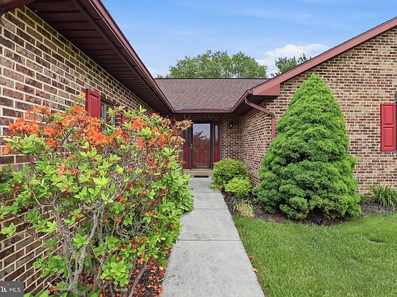 5th image of 6 Enck Cir