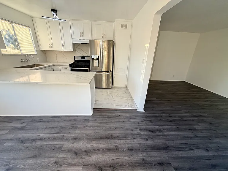 7328 Vista Del Monte Ave #1 — Photo 5