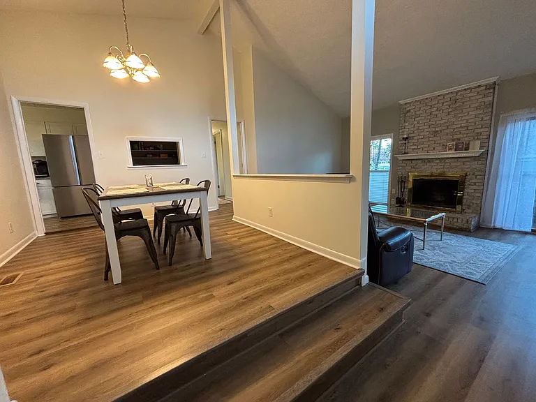 2012 Lakemeadow Dr — Photo 37
