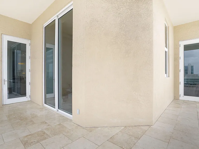 511 SE 5th Ave #2417 — Photo 21