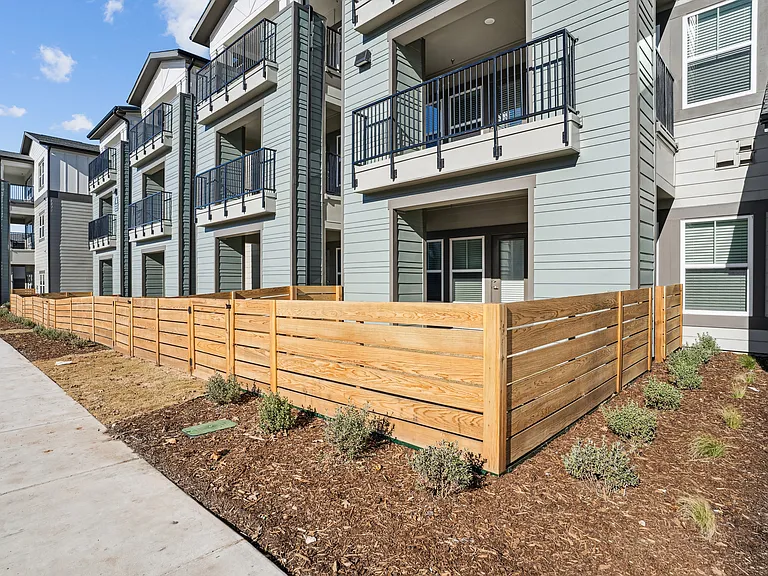 Sherman Park Village — Photo 45