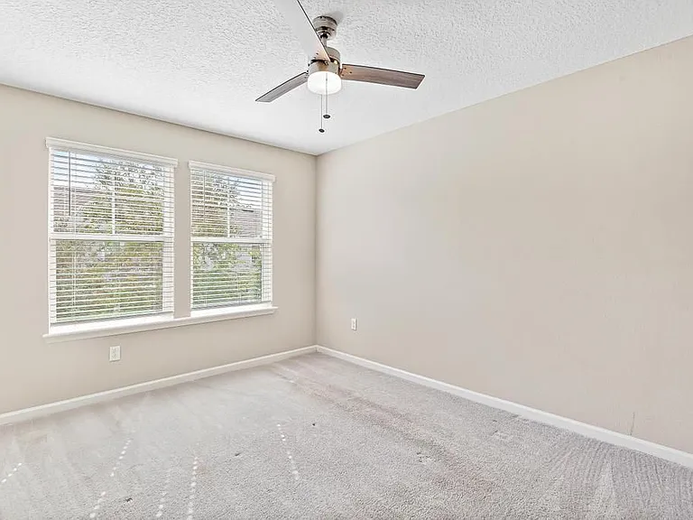 1620 Pottsburg Point Dr — Photo 10