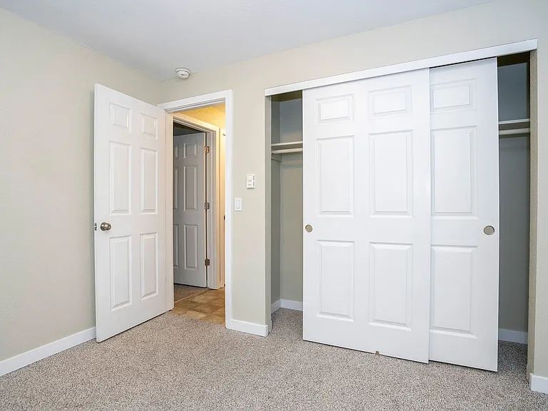 American Lake Townhomes — Photo 37