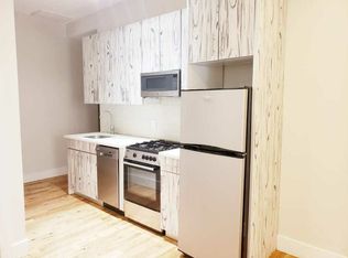115 Roebling St #3B, Brooklyn, NY 11211