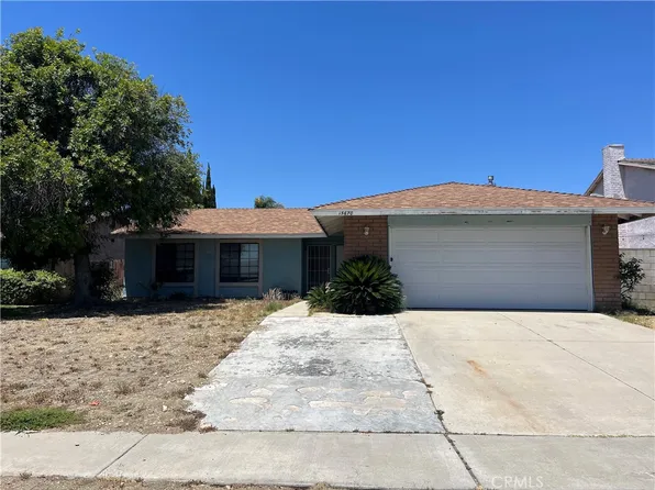 15670 Malaga Dr, Fontana, CA 92336