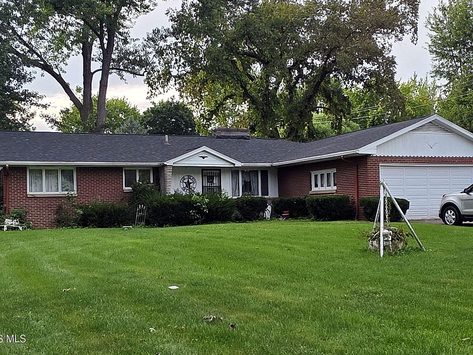 1st image of 10557 Water St