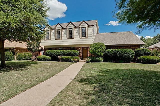 1st image of 206 Hemlock Dr