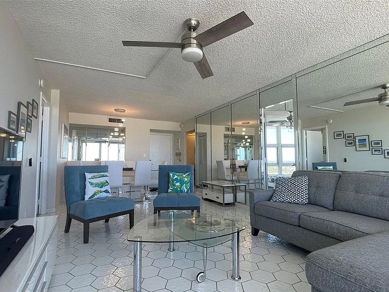 531 N Ocean Blvd #1809 — Photo 10