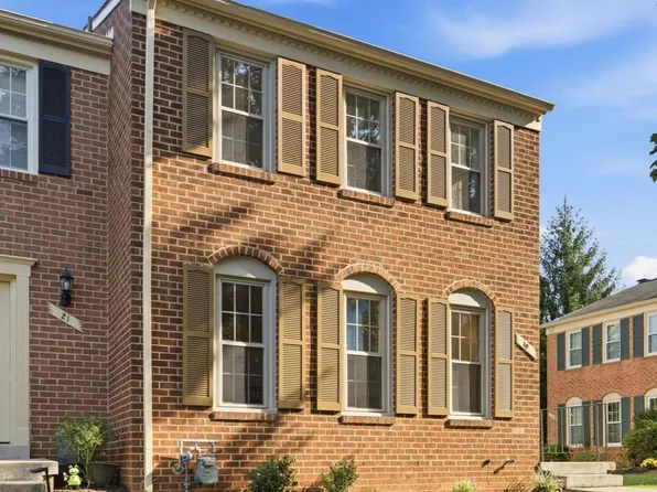 19 Shagbark Ct, Rockville, MD 20852