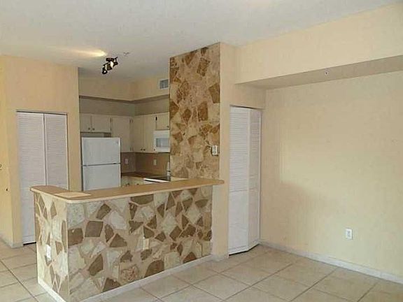 3rd image of 7330 NW 114th Ave APT 310