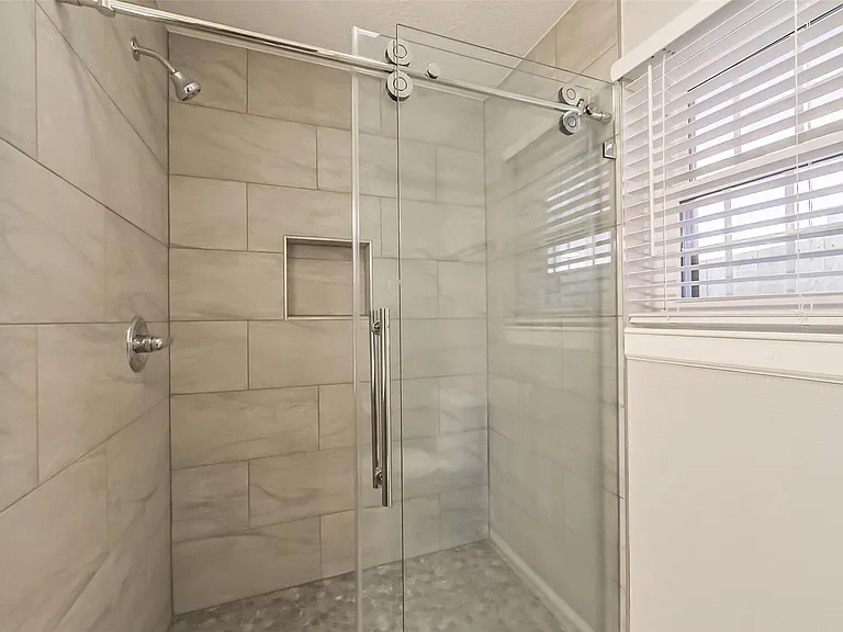 10999 Fairland Dr — Photo 26