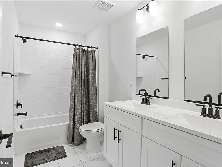 15717 Tierra Dr — Photo 33