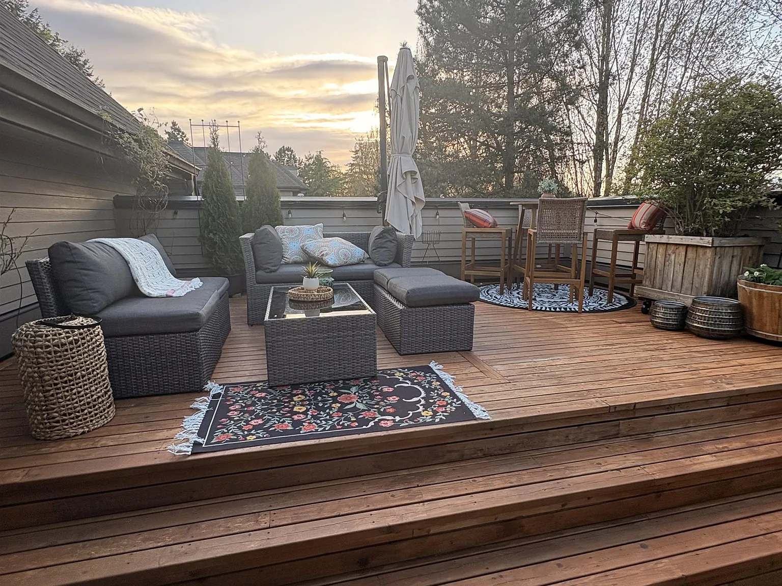 2 bed, 1070 sqft, $3,200 — Photo 2