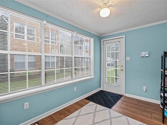 3rd image of 5013 Thatcher Way