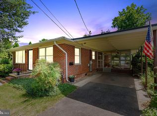 1009 Rappahannock Ave, Fredericksburg, VA 22401