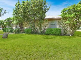 114 Sunrise Ln, Mc Gregor, TX 76657