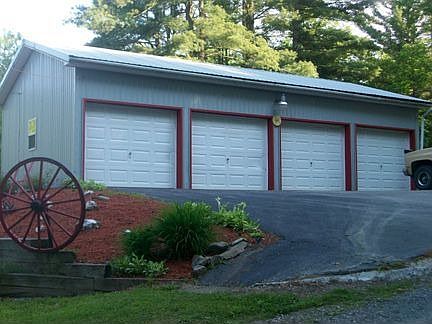 2nd image of 83 Thompson Ln