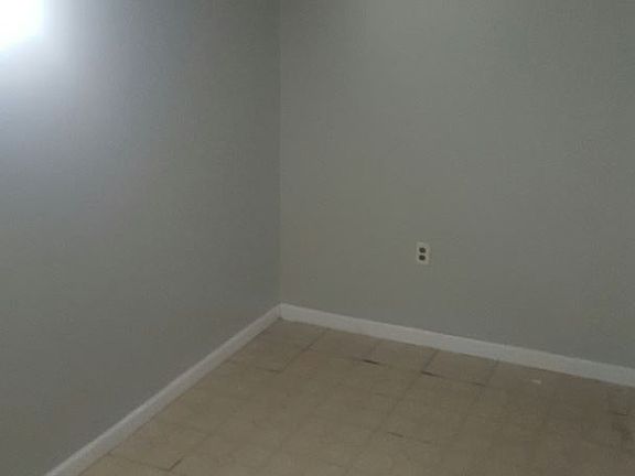 4th image of 4521 Oakmont St