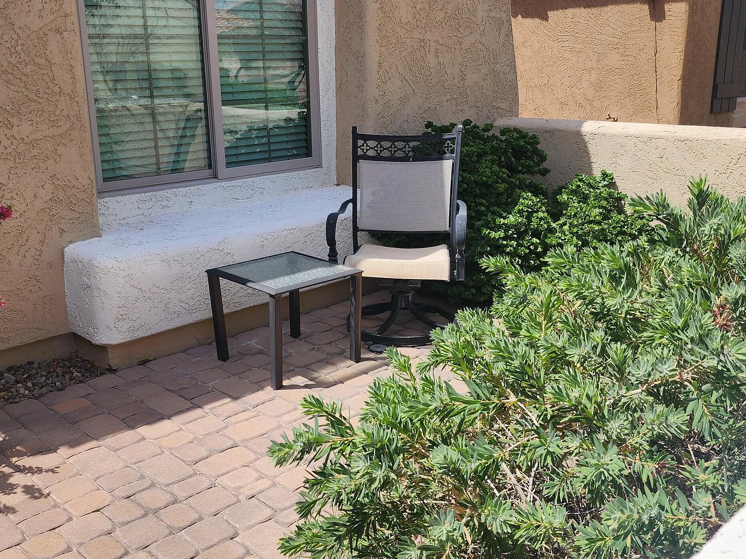 2 bed, 2.0 bath, 1612 sqft, $2,500 — Photo 2
