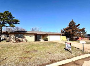 6 NW 60th St, Lawton, OK 73505