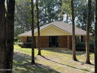 2240 Brookside Dr, Gautier, MS, 39553
