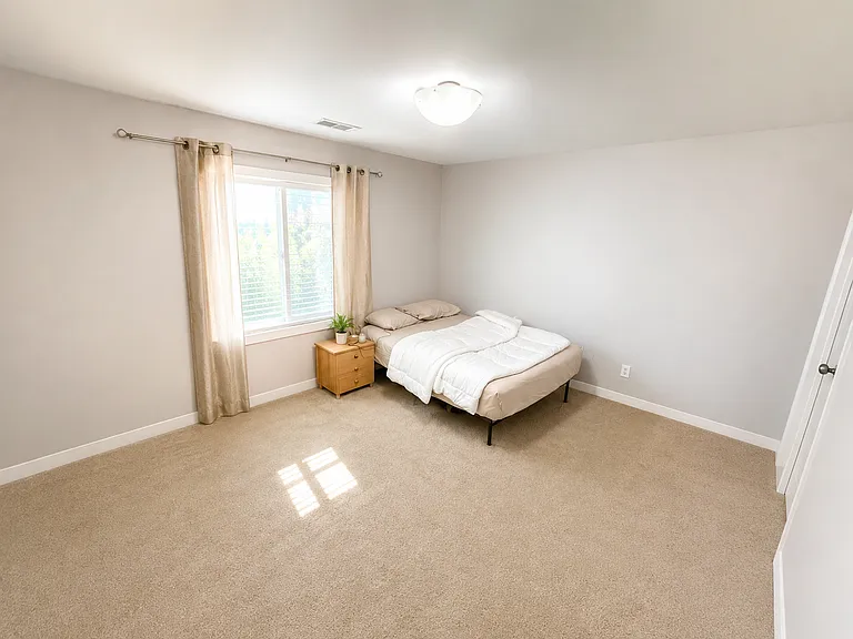 47 Lake Shore Ct #3 — Photo 5