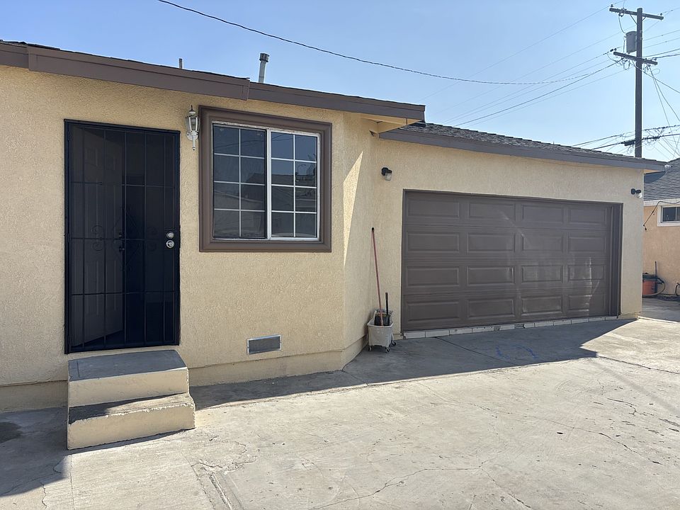 2 Car Garage