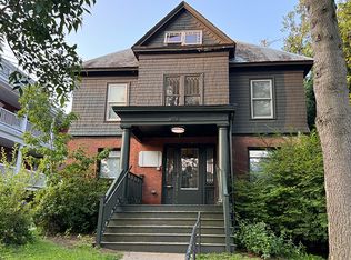 343 College St Unit 1, Burlington, VT 05401