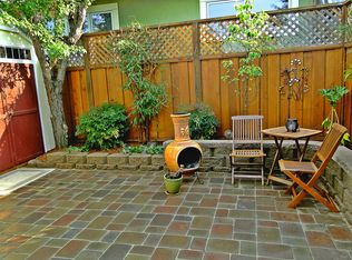 946 5th St, Petaluma, CA 94952