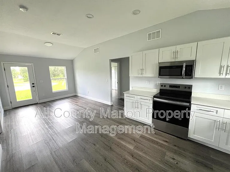 3580 SW 158th Pl — Photo 4