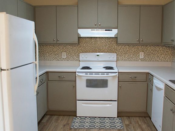 4th image of 1930 Turnberry Ct