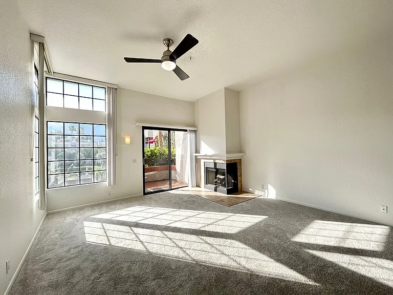 2601 S Broadmoor Dr #63 — Photo 5