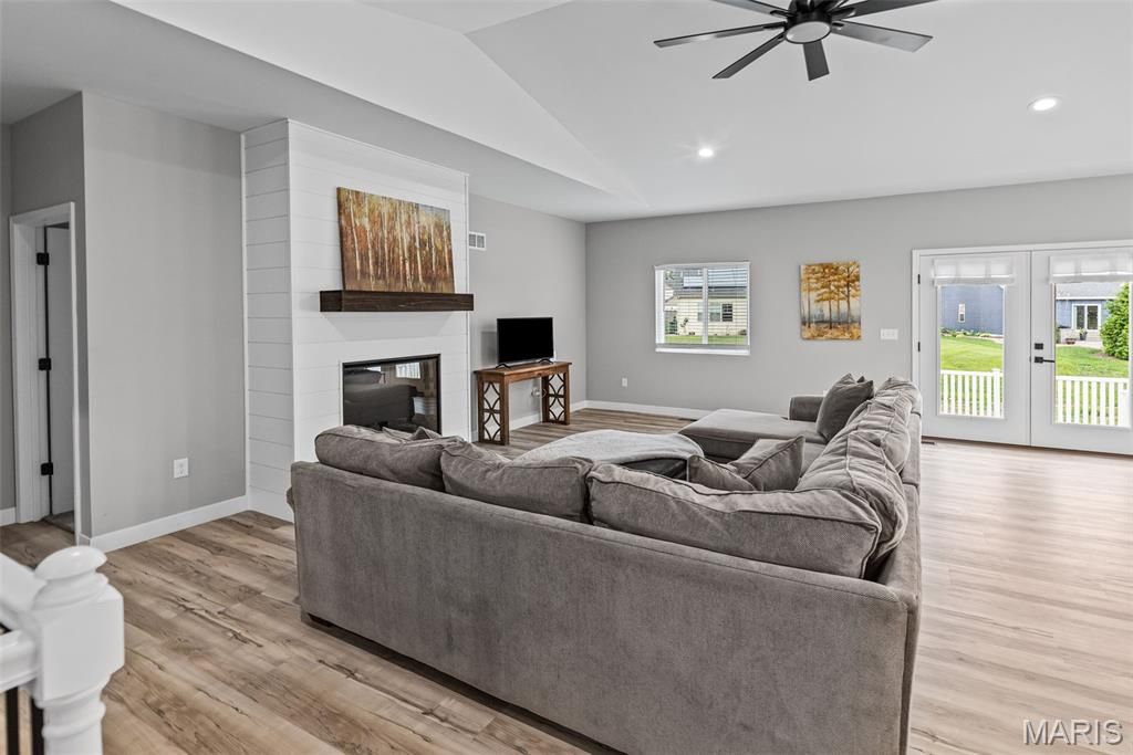 7112 Richmond Dr, Glen Carbon, IL - View 6
