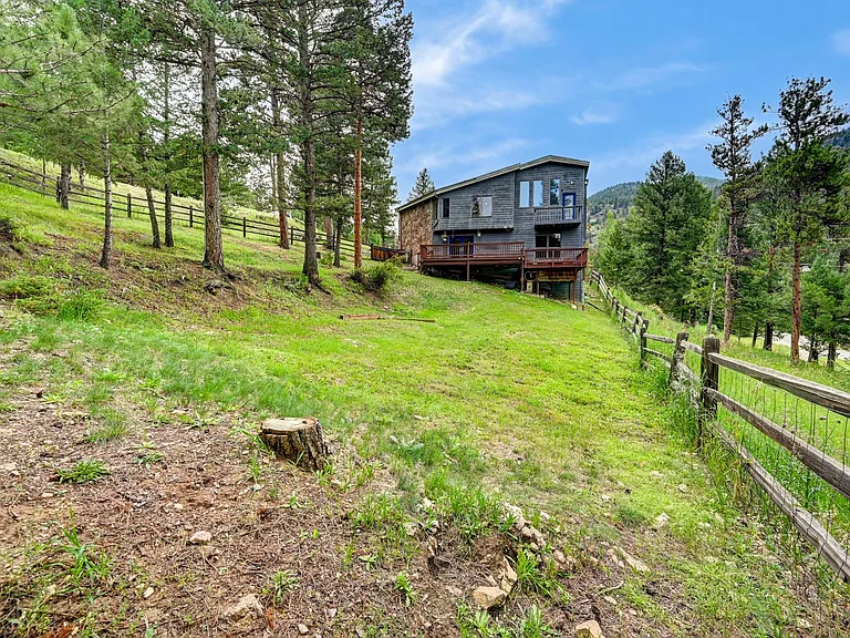 140 Deer Ln — Photo 45