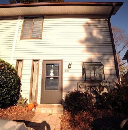 2nd image of 1434 Tenbury Dr