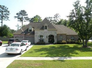 205 Empress Ct, Madisonville, LA 70447