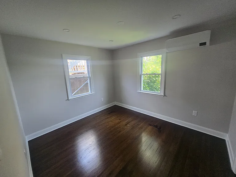 59 Willow Ave #1 — Photo 14